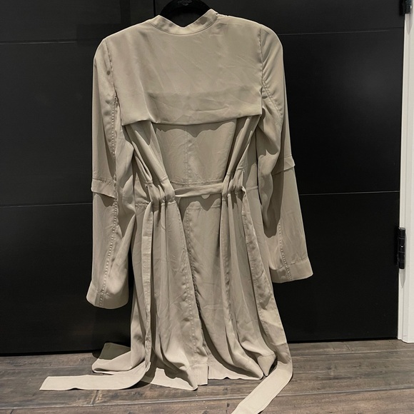 Babaton Silk Jacket - Picture 2 of 5